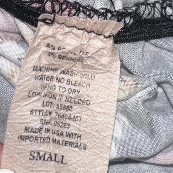 Due Time Maternity Floral Top - Picture 4 of 4